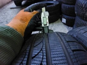 Гуми Зимни 245/40R19, снимка 3