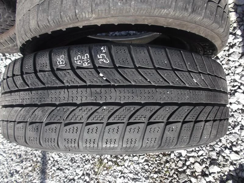 Гуми Зимни 185/65R15, снимка 2 - Гуми и джанти - 16098800