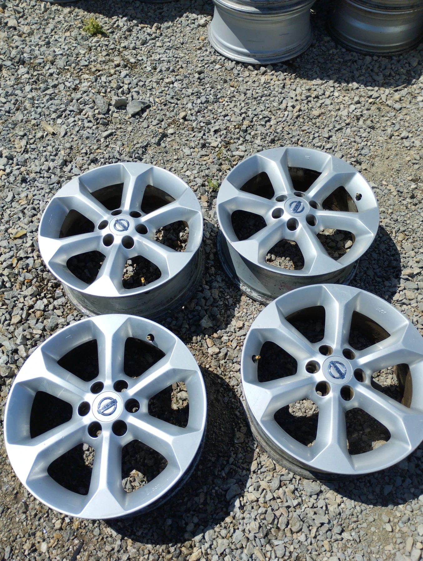   Nissan Navara | Mobile.bg   1