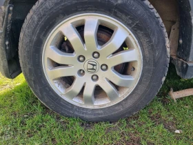 ����� �� �������� �� ���� � ������ 215/65R16 �� Honda Cr-v