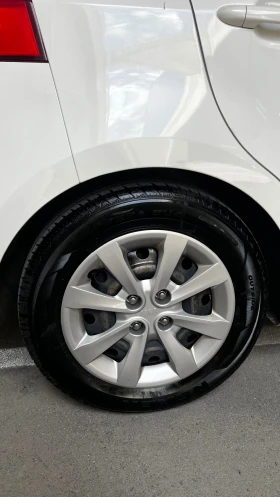 Kia Rio 1.4 Газ-бензин 6 скорости, снимка 9