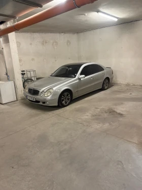 Mercedes-Benz E 270, снимка 10