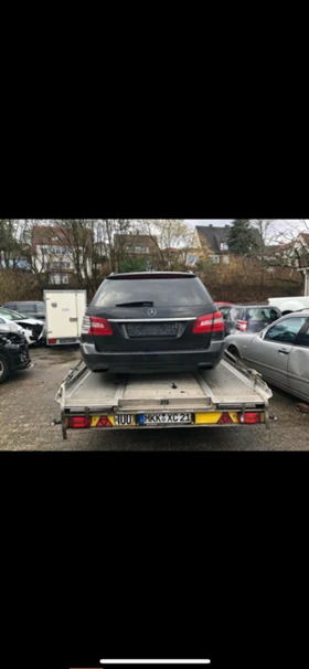     Mercedes-Benz E 350 4  3   