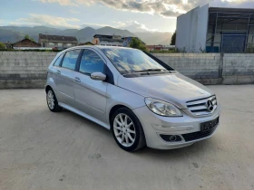 Mercedes-Benz B 180, снимка 1