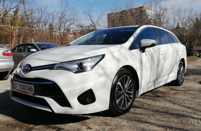 Toyota Avensis 2.0D 143p.s., снимка 7 - Автомобили и джипове - 44144852