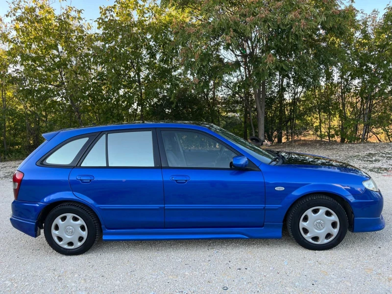 Mazda 323 ОБСЛУЖЕН / ВСИЧКО ПЛАТЕНО / КЛИМАТИК , снимка 5 - Автомобили и джипове - 47426150