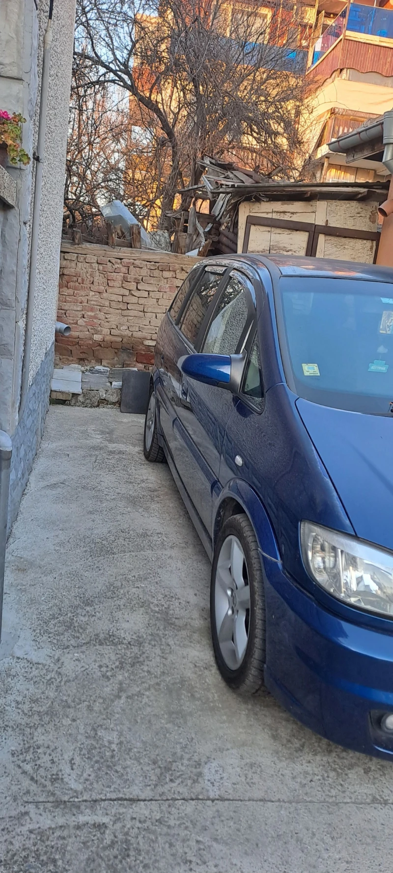 Opel Zafira A, снимка 2 - Автомобили и джипове - 49009546