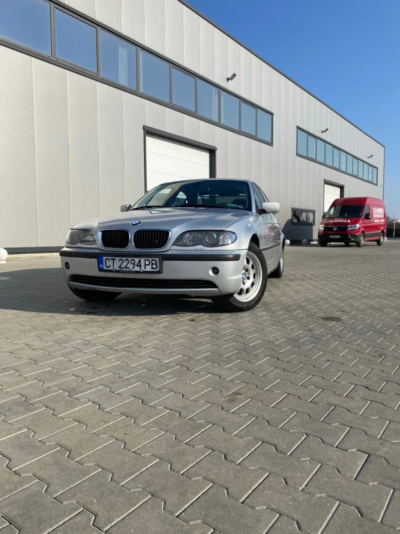 BMW 320, снимка 1 - Автомобили и джипове - 49027316