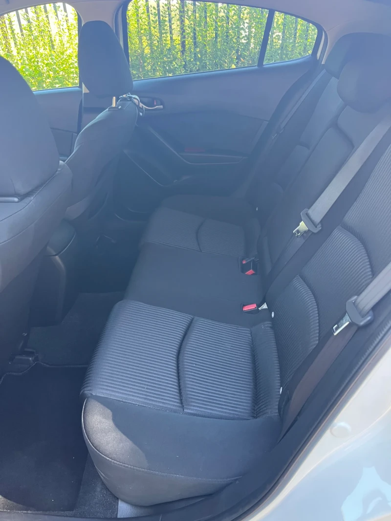 Mazda 3 2.2 SKYACTIV , снимка 7 - Автомобили и джипове - 51954938