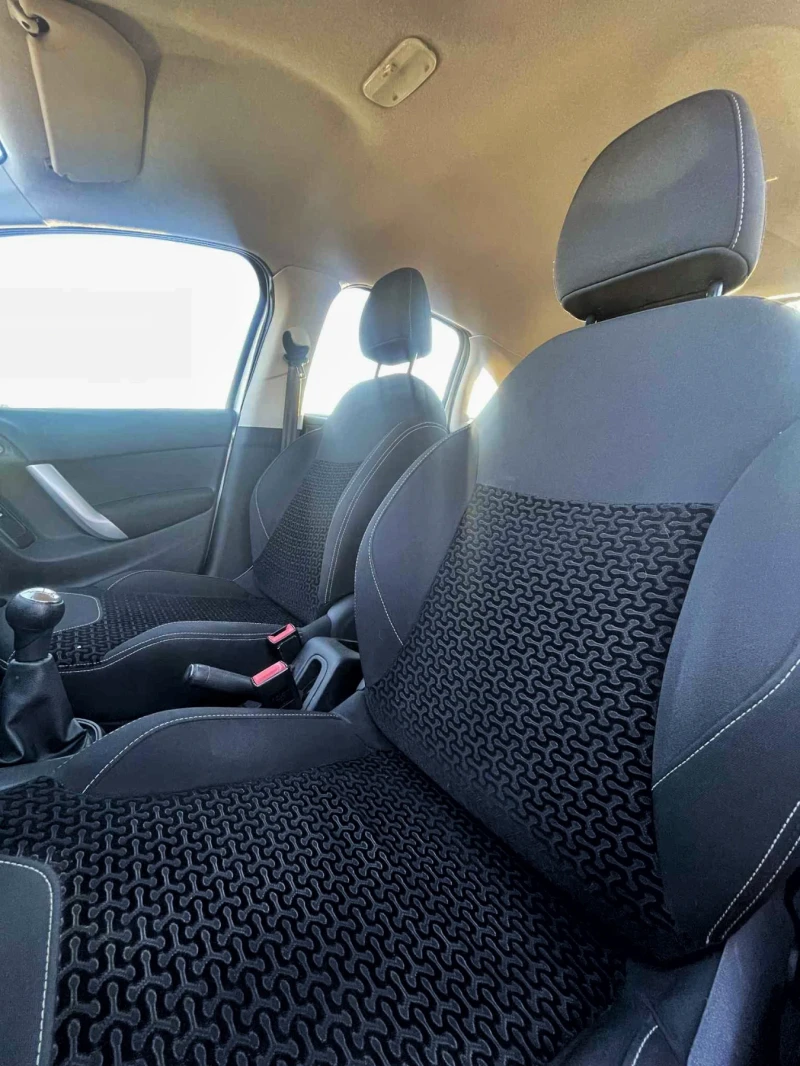 Citroen C3, снимка 9 - Автомобили и джипове - 53072086