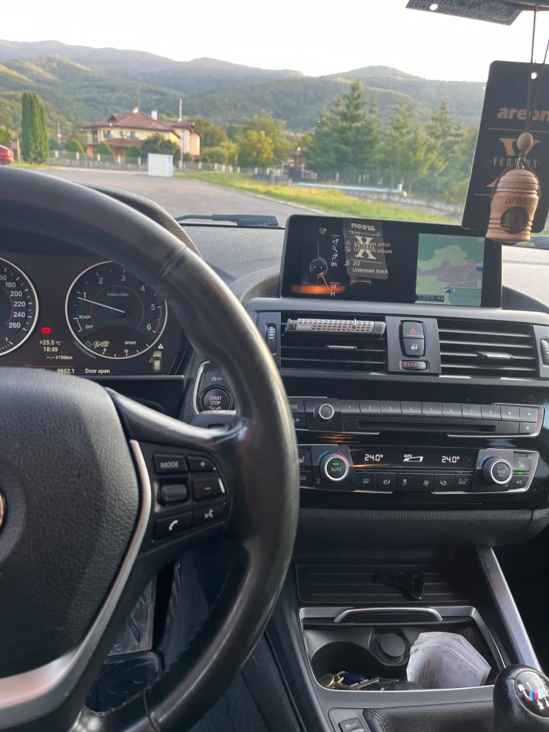 BMW 120 М пакет , снимка 10 - Автомобили и джипове - 53374935