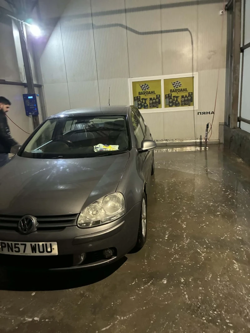 VW Golf 1.9 tdi, снимка 2 - Автомобили и джипове - 53524898