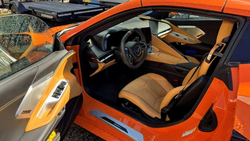 Chevrolet Corvette * 3LT * ПОДГРЕВ * BOSE* 2 ЧИФТА ДЖАНТИ С НОВИ ГУМИ, снимка 2 - Автомобили и джипове - 53578161