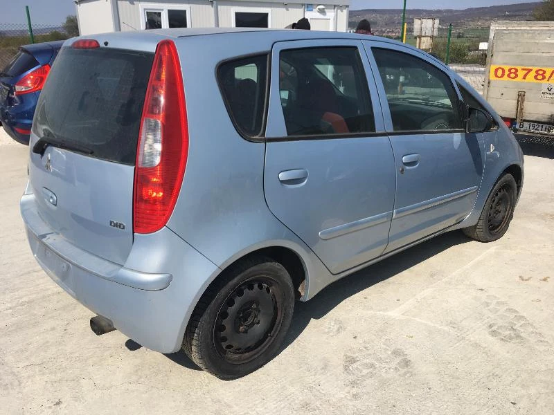 Mitsubishi Colt 1.5 DID - изображение 3