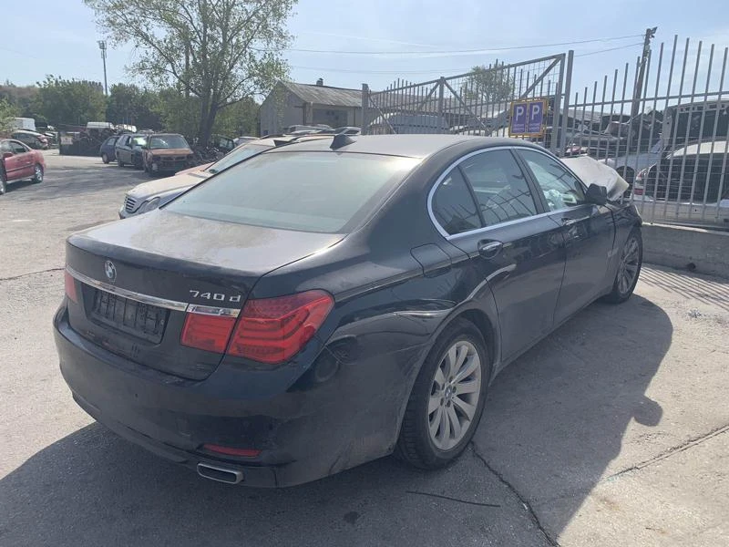 BMW 740 D X-DRIVE, снимка 3 - Автомобили и джипове - 26504339