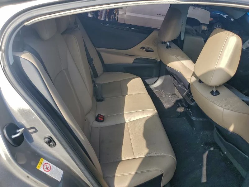 Lexus ES 350  - изображение 9