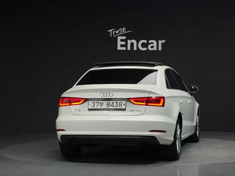 Audi A3 2.0 TDI, снимка 4 - Автомобили и джипове - 54971509
