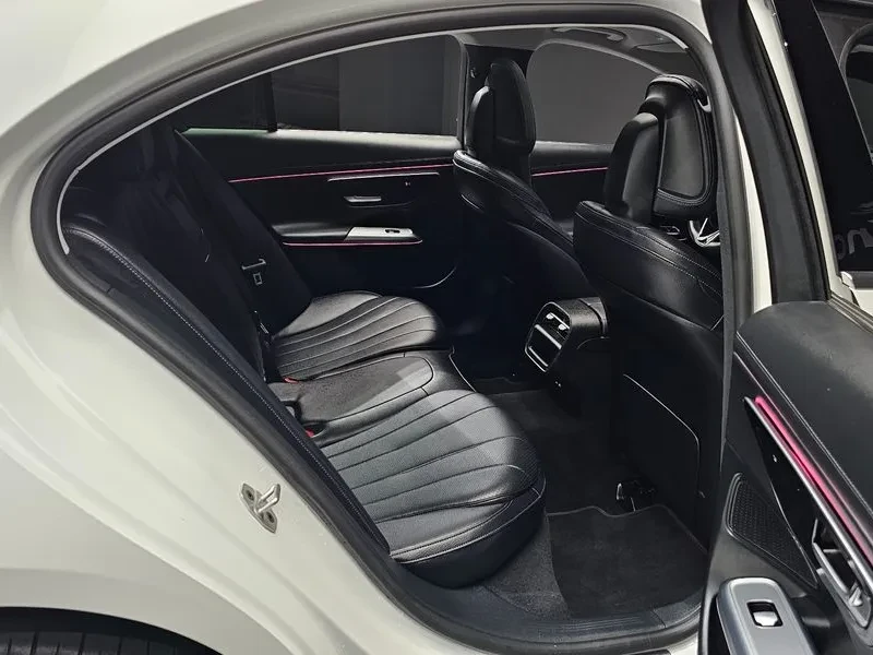 Mercedes-Benz E 200 САМО 30% АВАНС, снимка 12 - Автомобили и джипове - 55568355