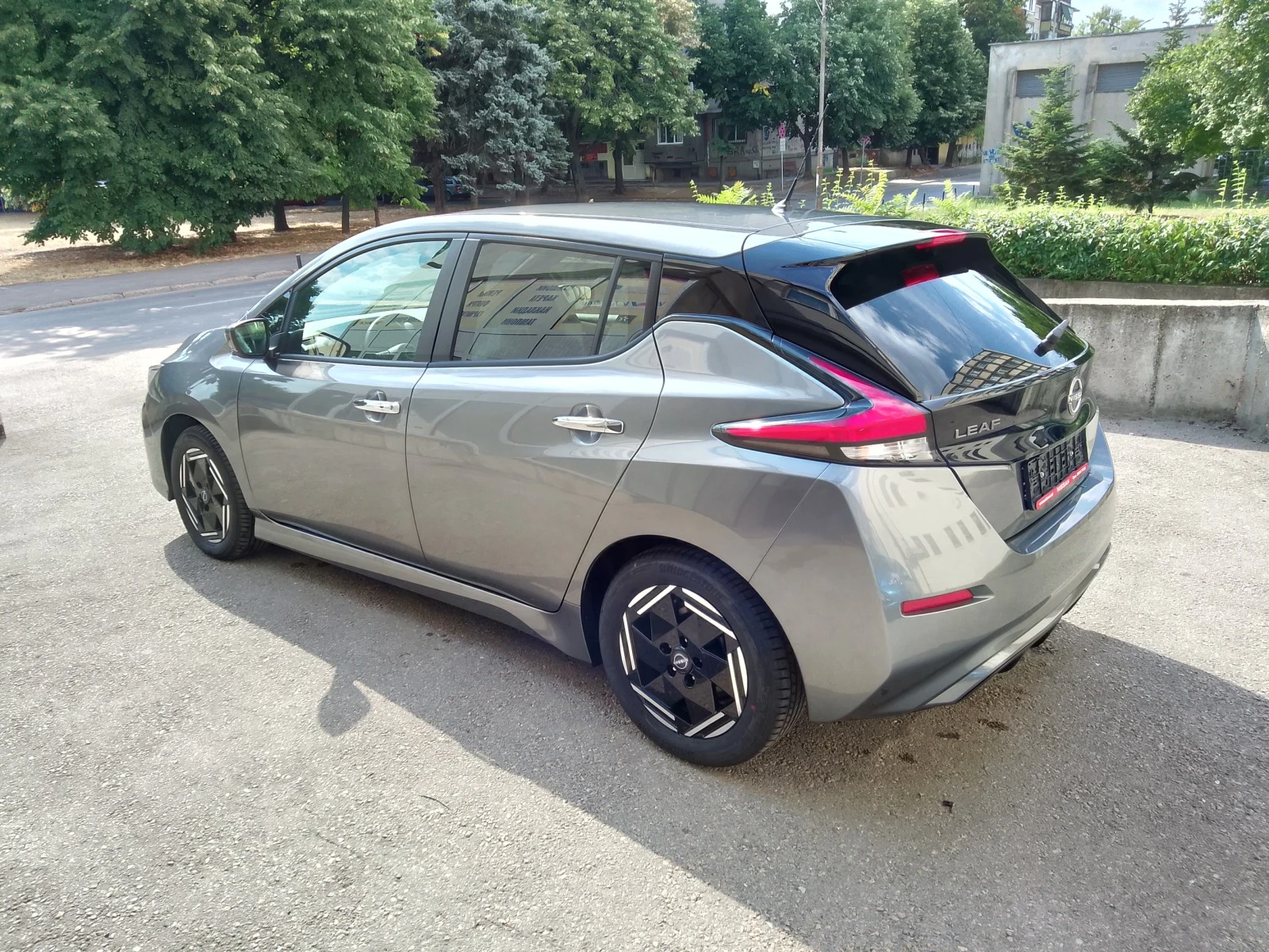 Nissan Leaf  Acenta PLUS 40kW - изображение 4