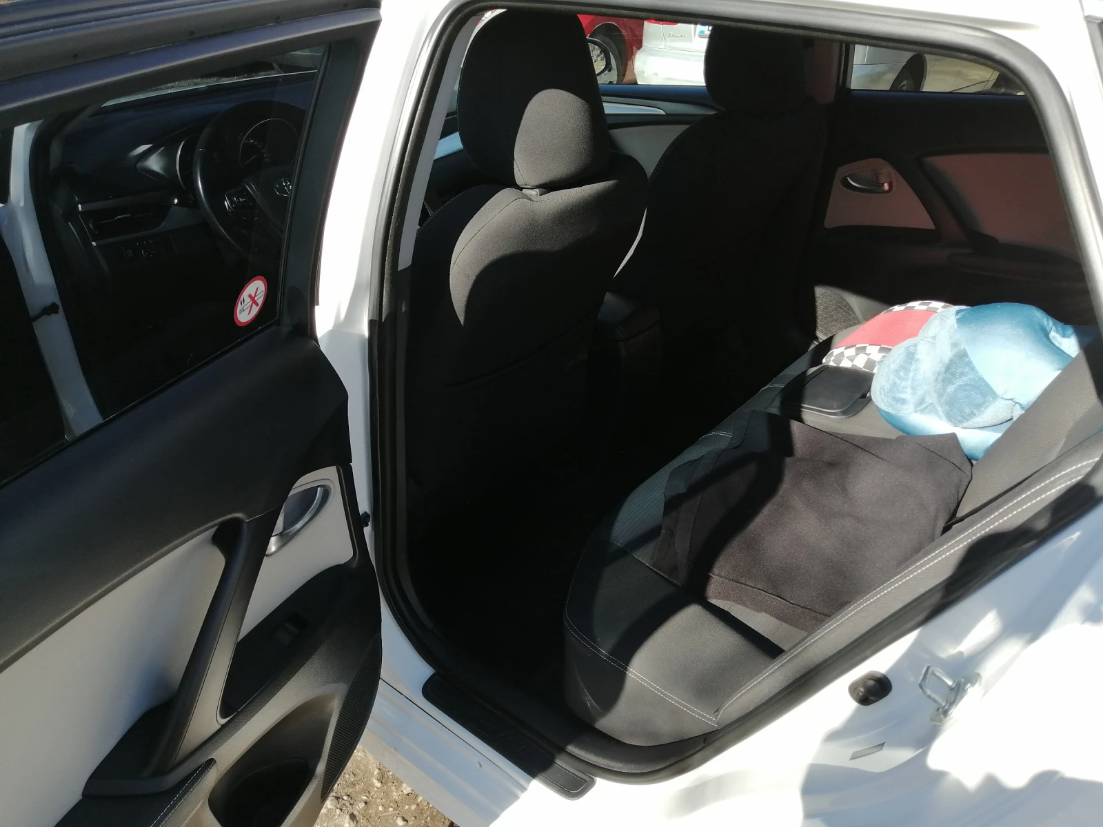 Toyota Avensis 2.0D 143p.s. | Mobile.bg   11