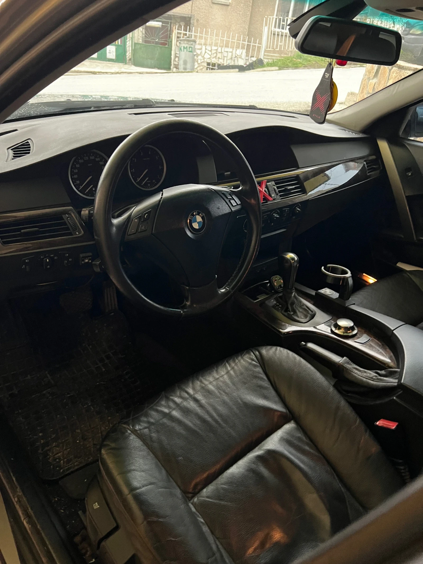 BMW 525  - изображение 7