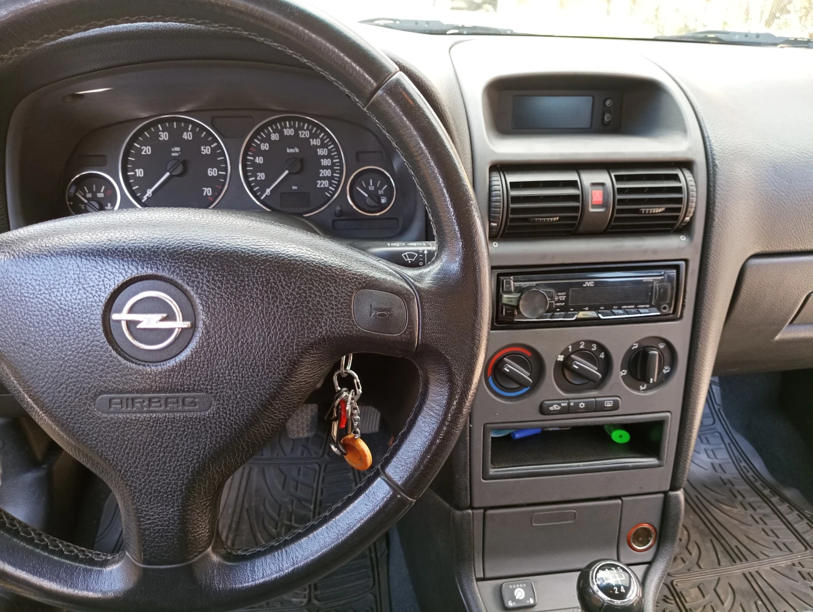 Opel Astra  - изображение 5