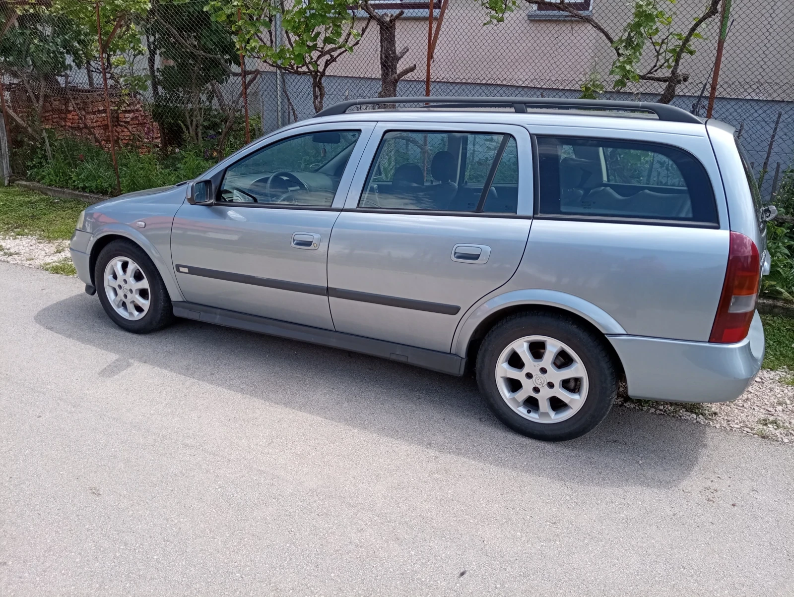 Opel Astra  - изображение 2