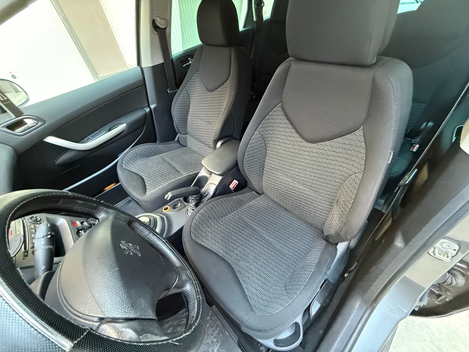 Peugeot 308 SWpano7места140авт - изображение 10