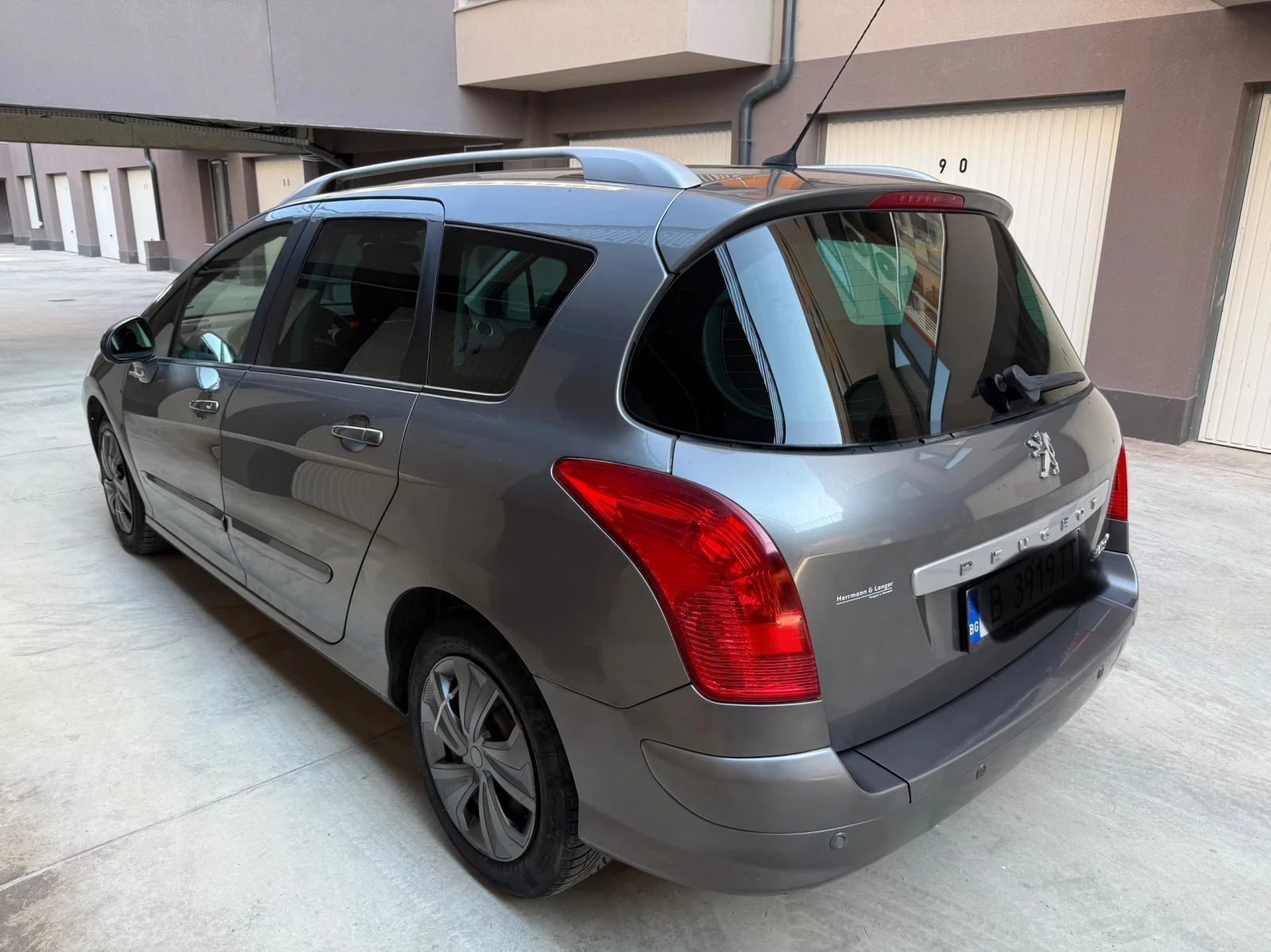 Peugeot 308 SWpano7места140авт - изображение 4