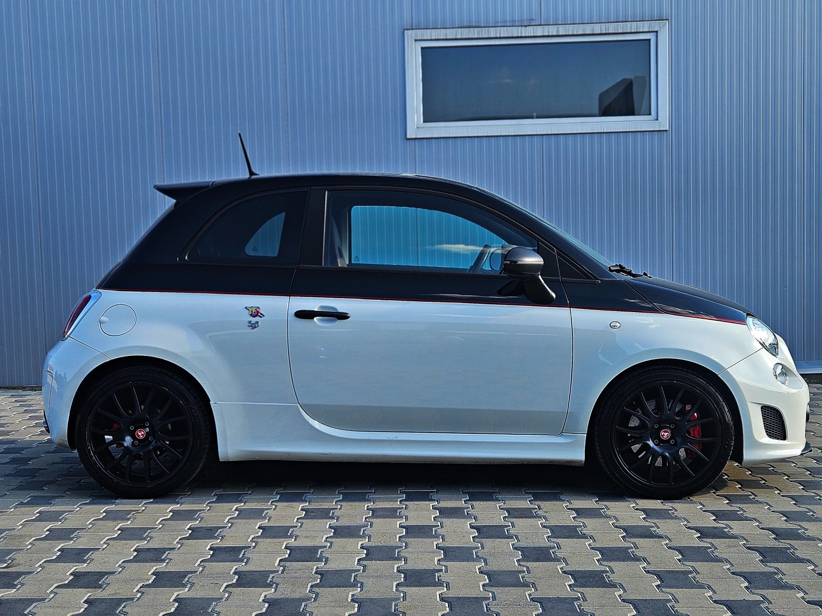 Abarth 595 COMPETIZIONE/INTERSCOPE SOUND/SPORT - изображение 4