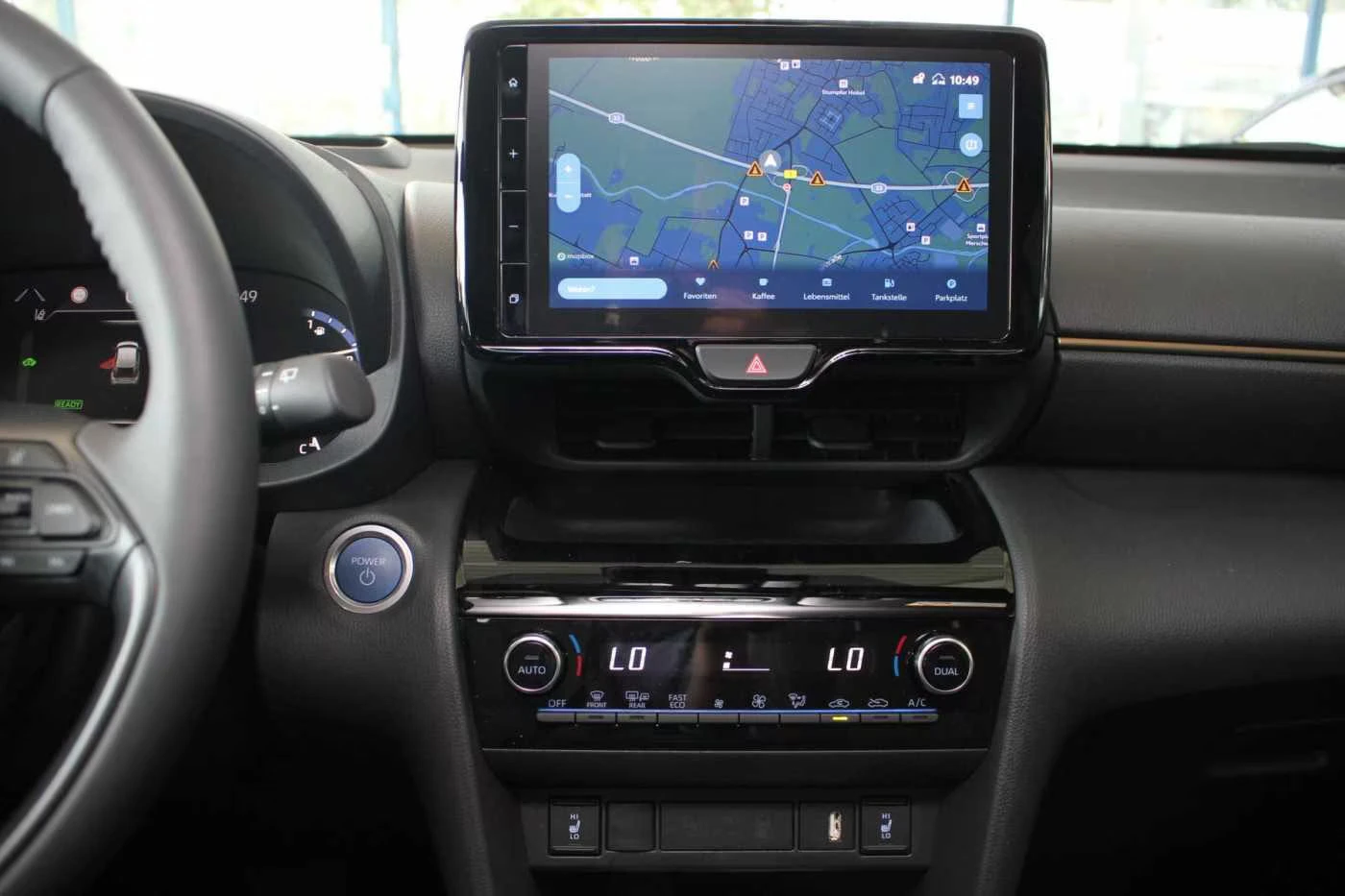 Toyota Yaris Cross ADVENTURE/116HP/HUD/CAM/NAVI/LED/KLESS/DIGI/237g | Mobile.bg   12
