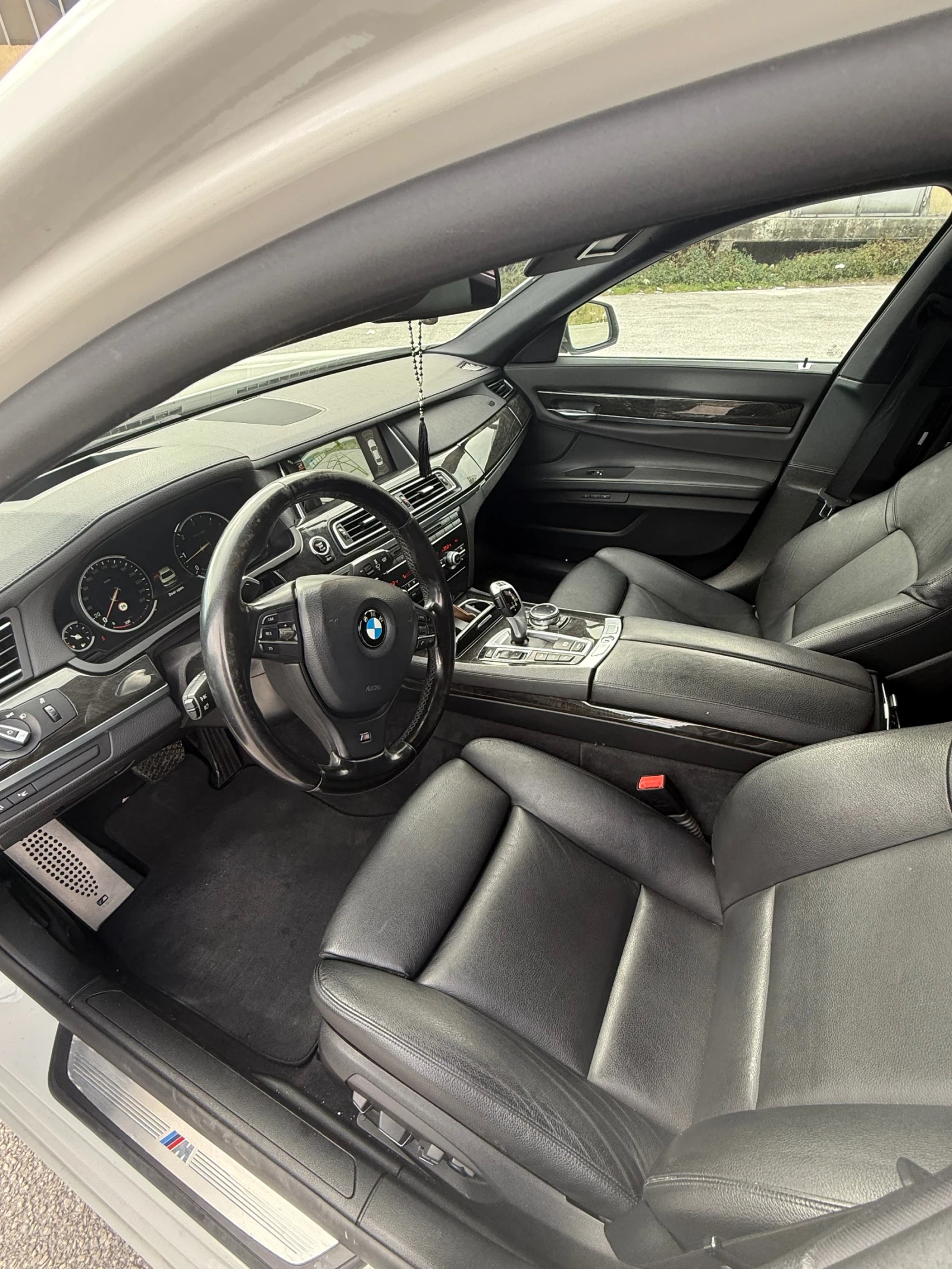 BMW 740 F01 - изображение 5