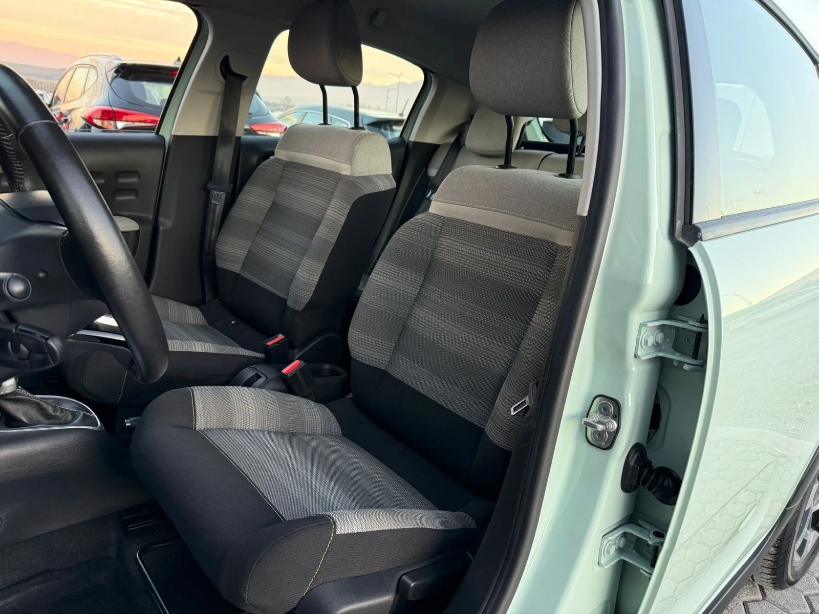 Citroen C3 1.2 AUTOMATIC | Mobile.bg � ����������� 11