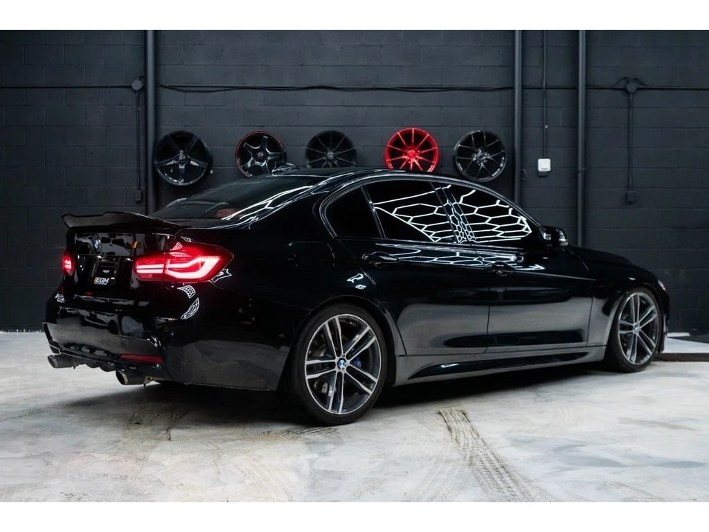 BMW 340 BLACK ON RED AWD PERFORMANCE * CARFAX*  | Mobile.bg � ����������� 5