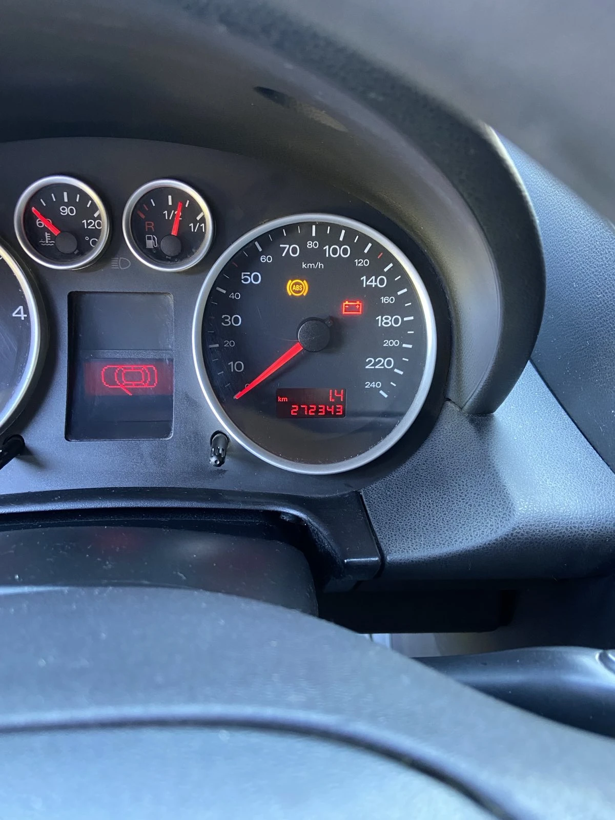 Audi A2 няма  - изображение 5