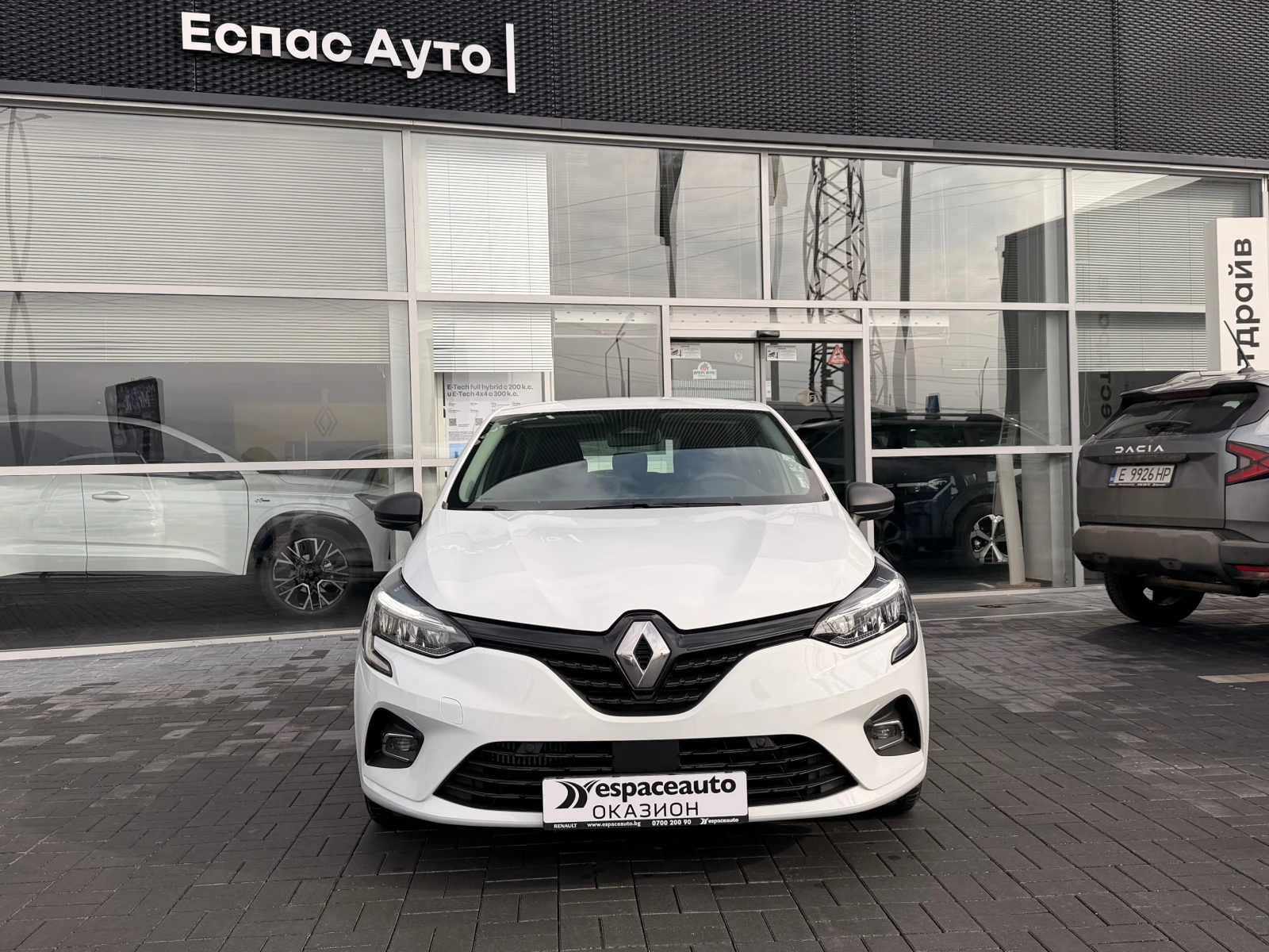 Renault Clio 1.0TCe / 100к.с. - изображение 2