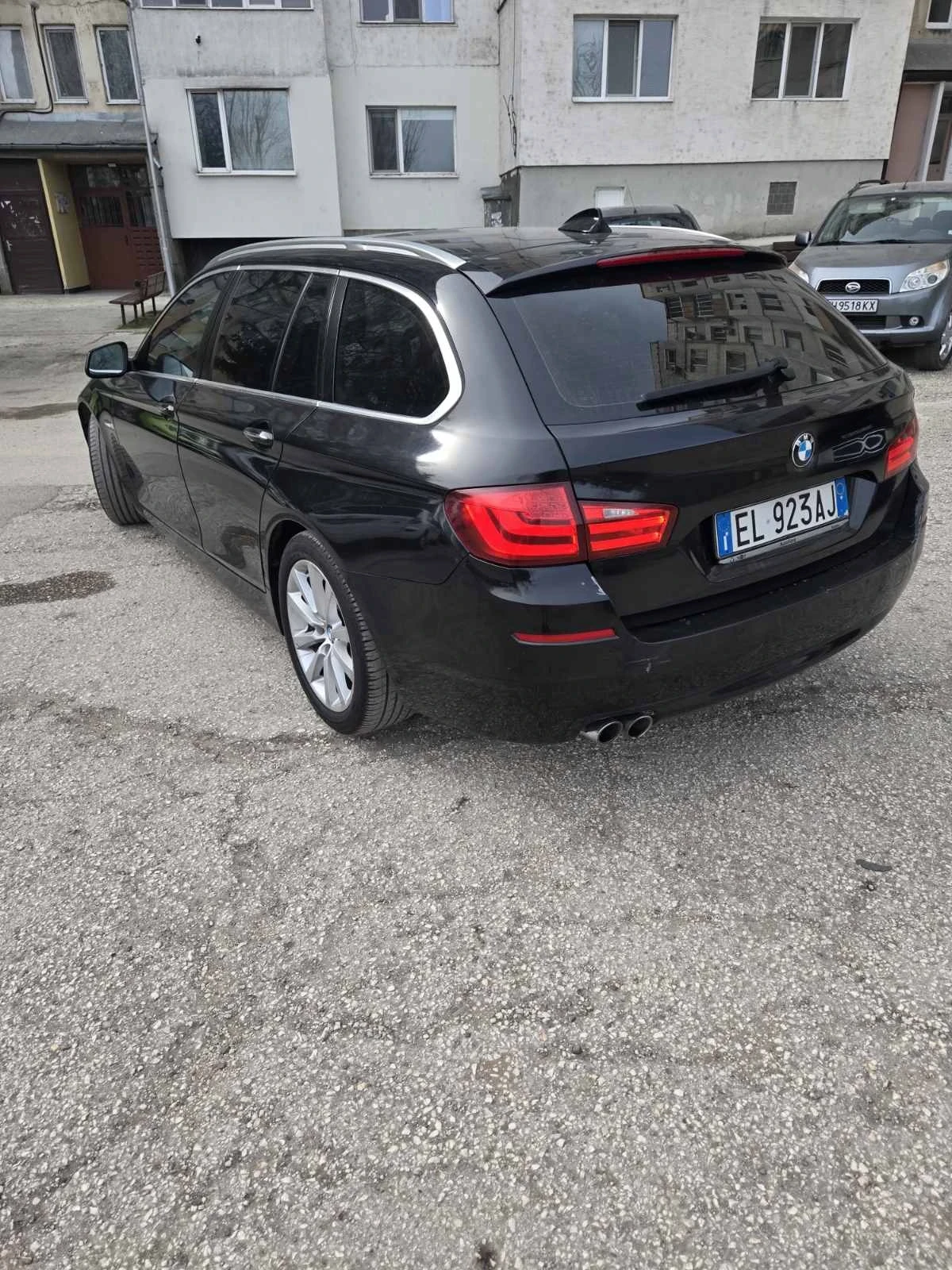 BMW 520 520d ПАНОРАМА, снимка 3 - Автомобили и джипове - 53886442