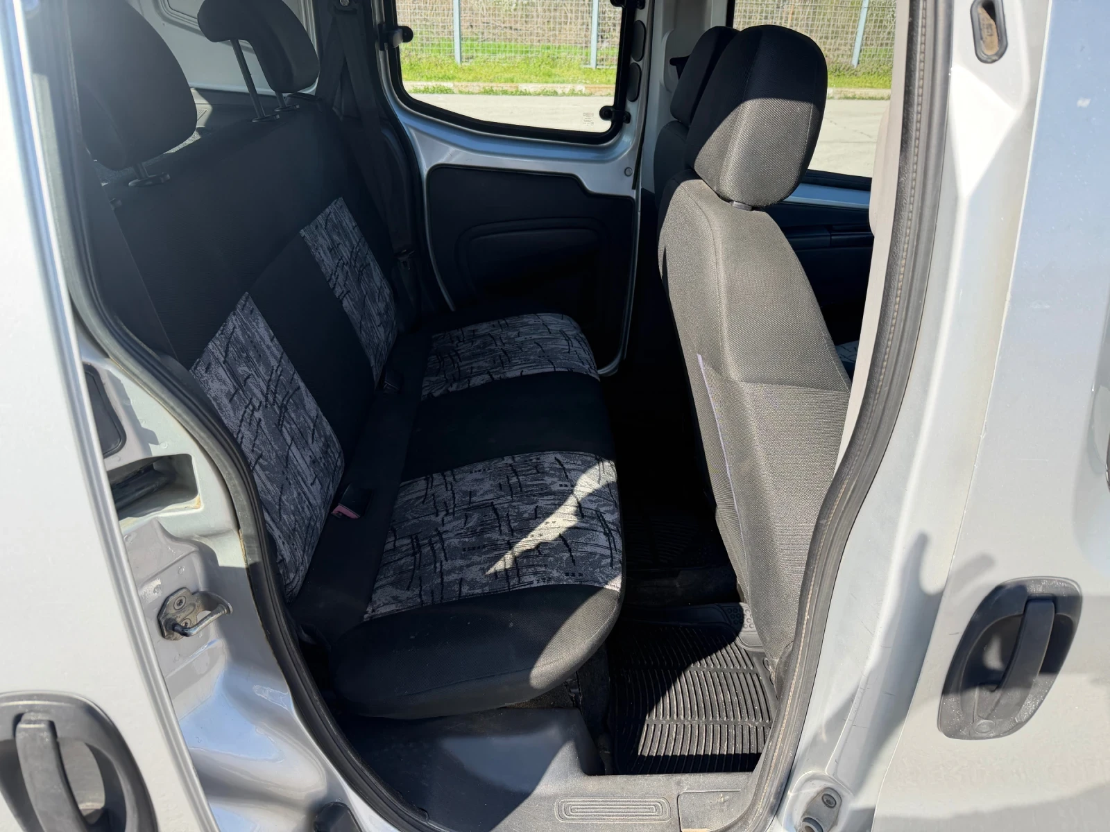 Citroen Nemo 1.4 HDI Multispace, снимка 9 - Автомобили и джипове - 54101039