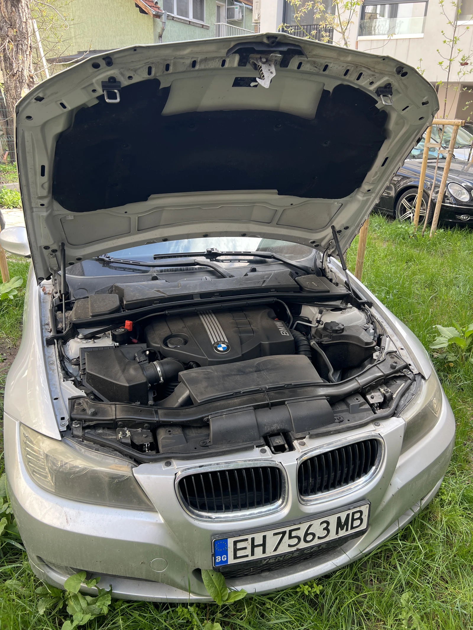 BMW 320, снимка 2 - Автомобили и джипове - 54594726