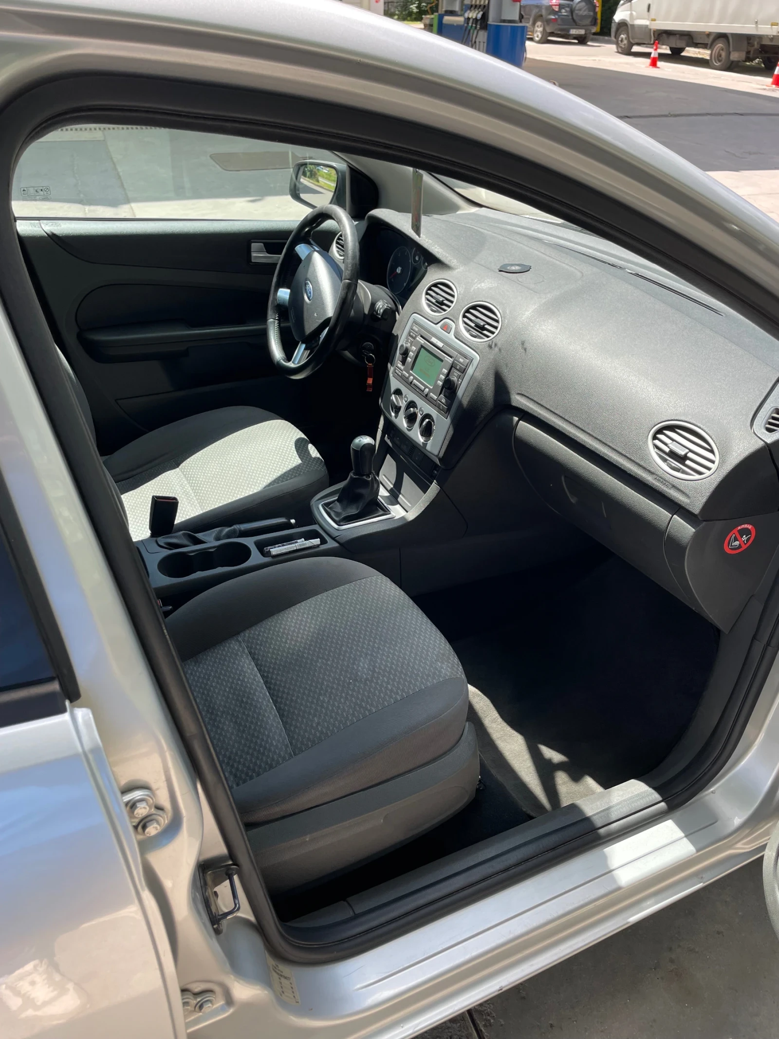 Ford Focus 1600, снимка 8 - Автомобили и джипове - 54776846