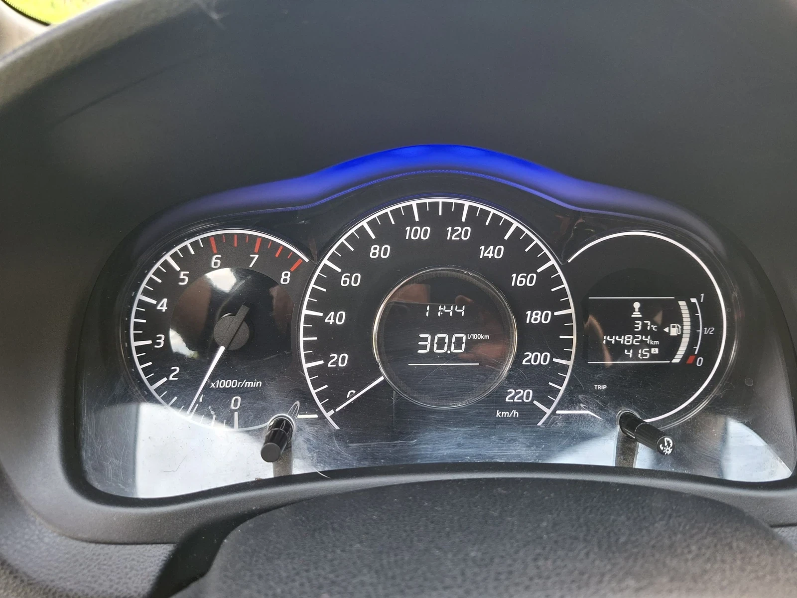 Nissan Note DIG-S , снимка 10 - Автомобили и джипове - 54806344