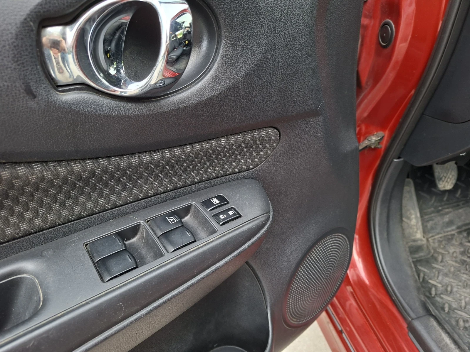 Nissan Note DIG-S NISMO, снимка 11 - Автомобили и джипове - 54806344