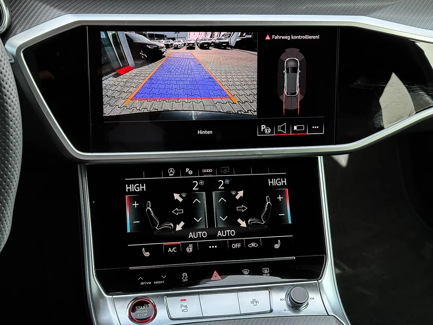 Audi Rs6 DYNAMIC / MATRIX / B&O / VIRTUAL COCKPIT PLUS, снимка 13 - Автомобили и джипове - 55123313