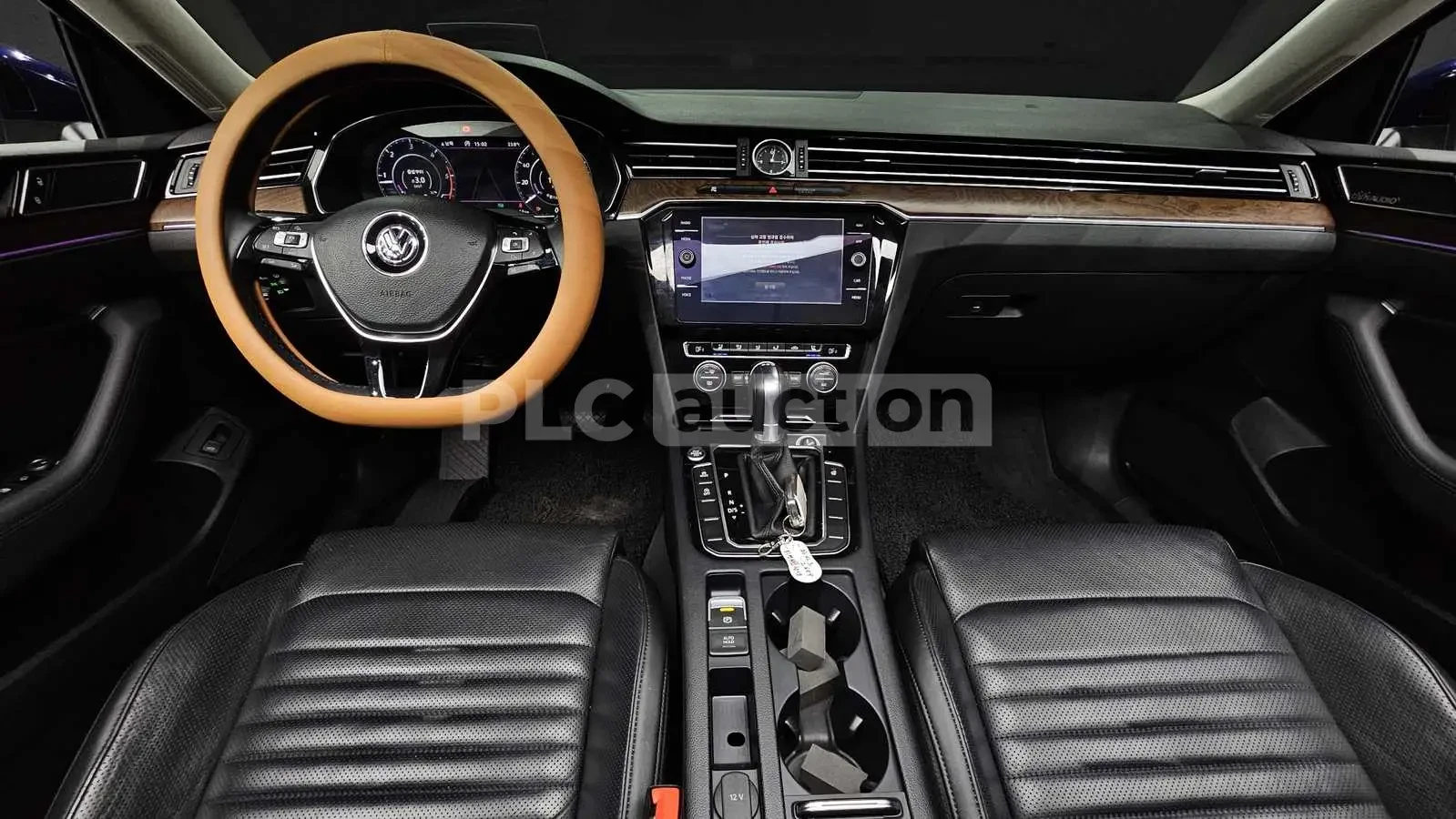 VW Passat 2.0TDI PRESTIGE! PANO/HEAD-UP/CAM, снимка 6 - Автомобили и джипове - 55225305