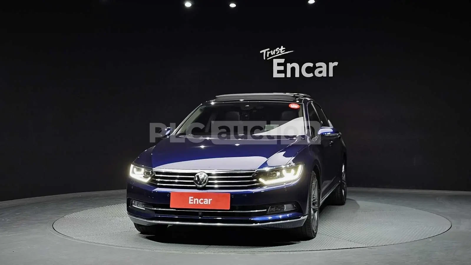 VW Passat 2.0TDI PRESTIGE! PANO/HEAD-UP/CAM, снимка 3 - Автомобили и джипове - 55225305
