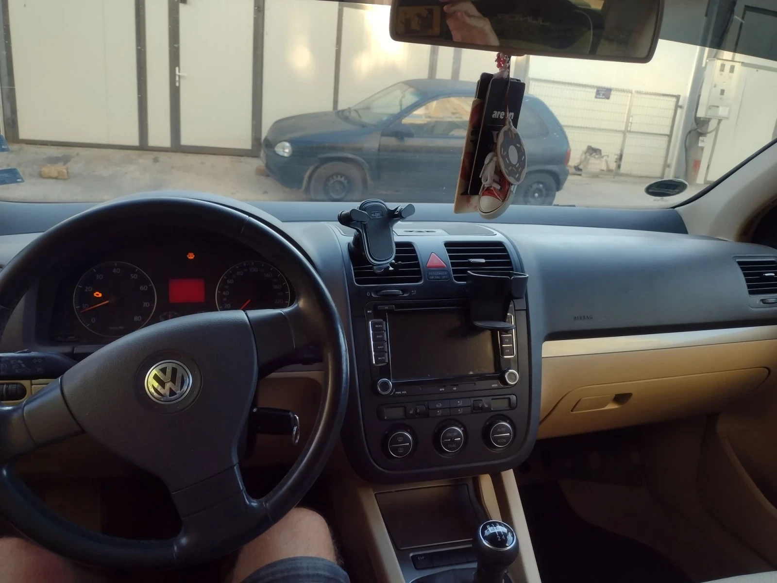 VW Golf 2.0, 150 FSI, снимка 9 - Автомобили и джипове - 55253160