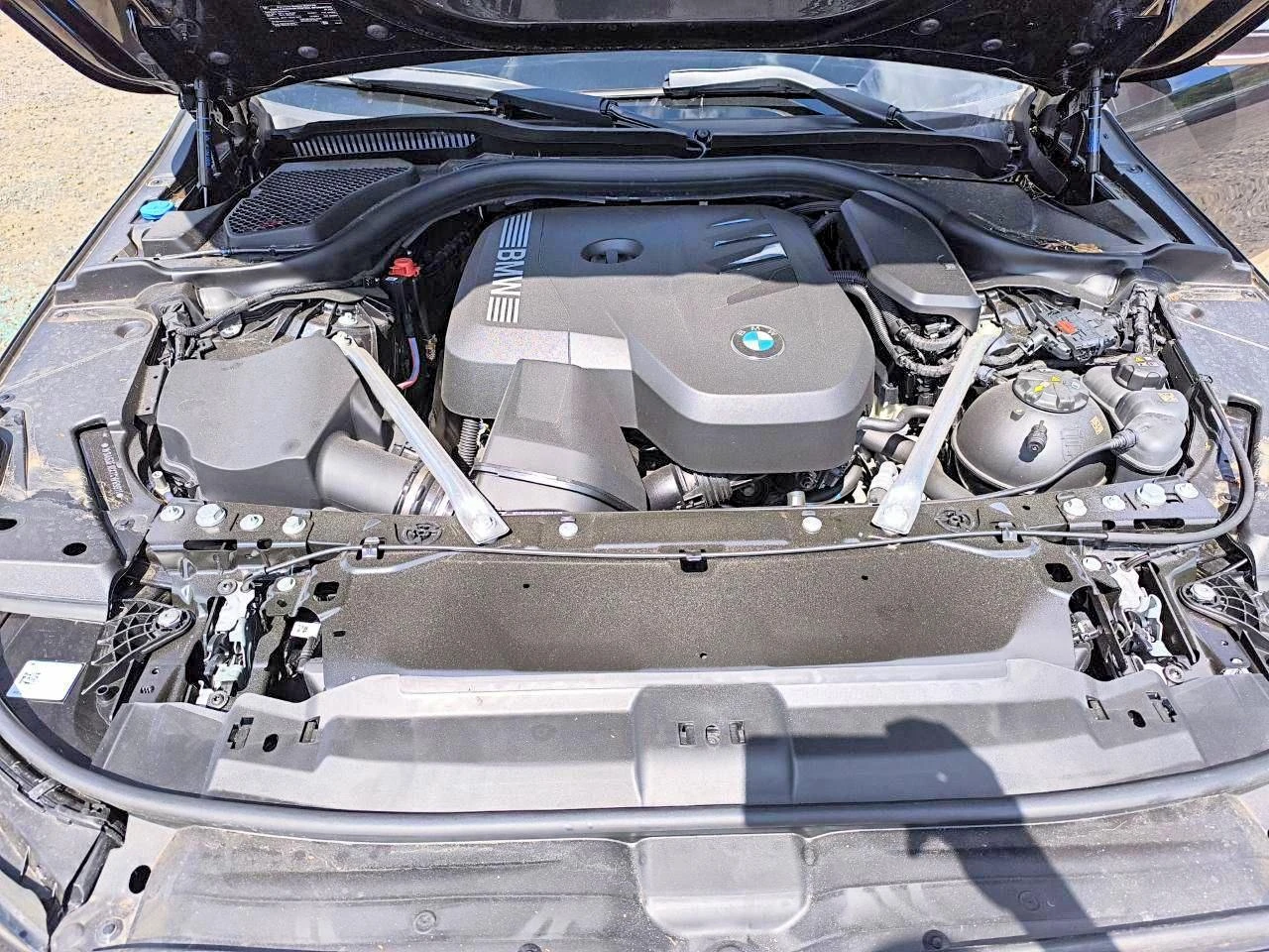 BMW 530 2.0l Xi, снимка 13 - Автомобили и джипове - 55277631