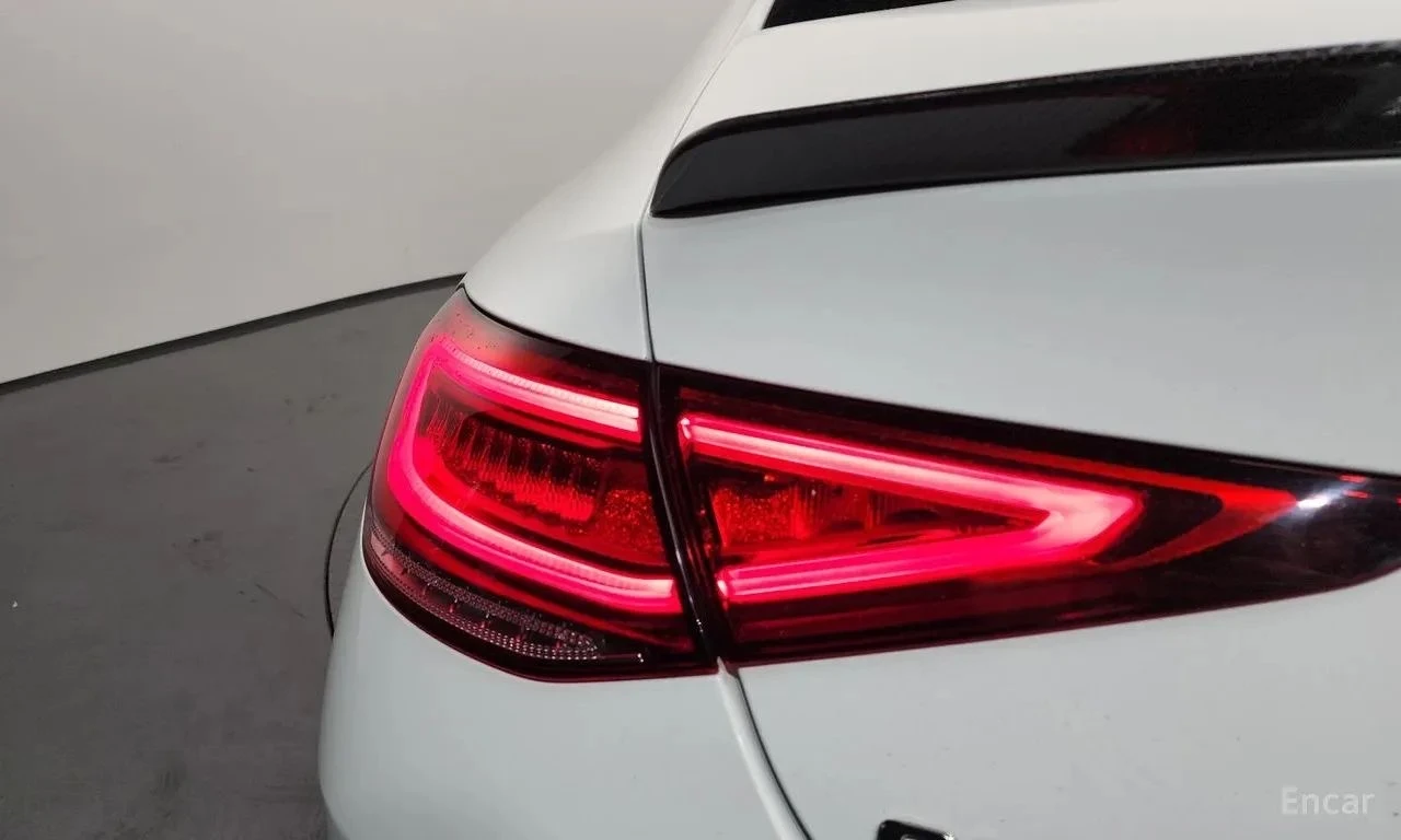 Mercedes-Benz CLS 400 AMG* 4Matic* Обдухване* Distr* 2ключа, снимка 3 - Автомобили и джипове - 55333582