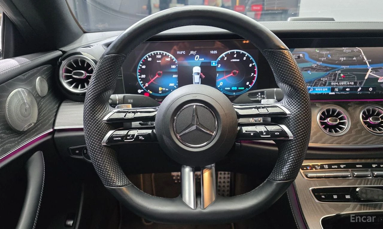 Mercedes-Benz E 450 4MATIC AMG LINE* BURMESTER* ХЕДЪП* 360* DISTRONIC*, снимка 10 - Автомобили и джипове - 55381893