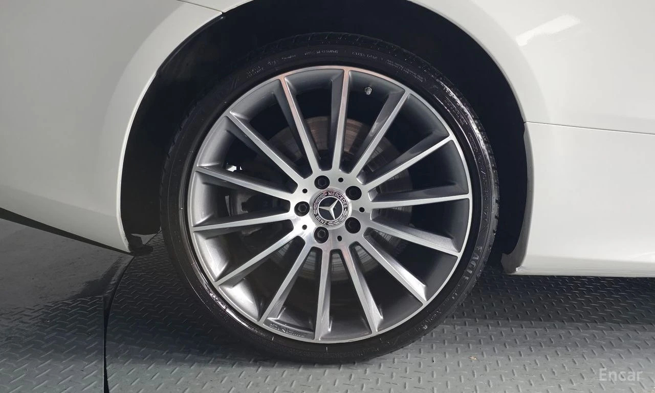 Mercedes-Benz E 450 4MATIC AMG LINE* BURMESTER* ХЕДЪП* 360* DISTRONIC*, снимка 6 - Автомобили и джипове - 55381893